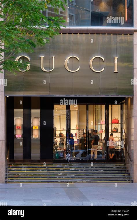 Gucci vietnam website